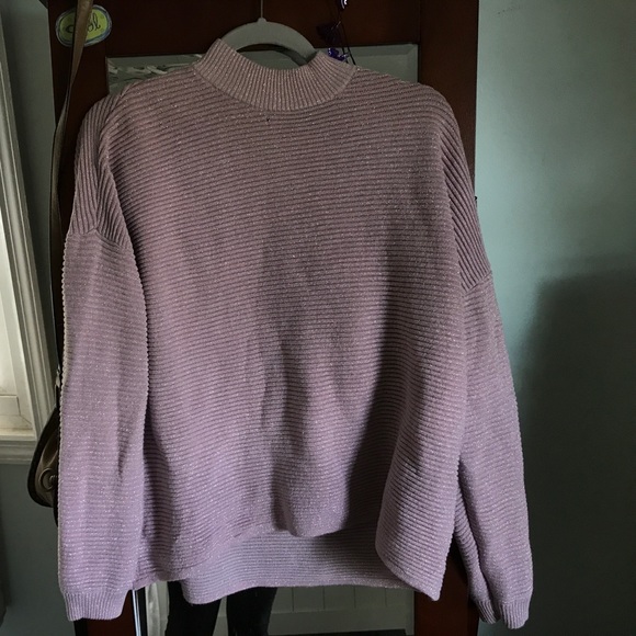Sweater - Picture 1 of 1