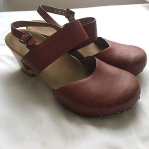 Dansko clog sandals 40