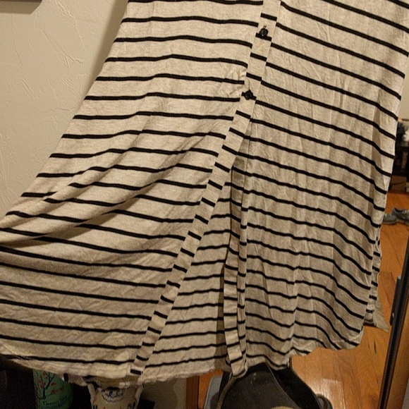Stripped midi dress - Picture 2 of 3