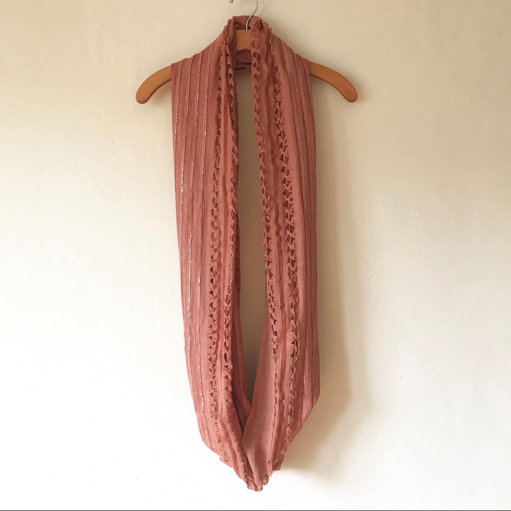 !! Closet Closing !! Infinity Scarf