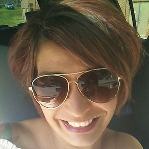 Meet your Posher, Twyla