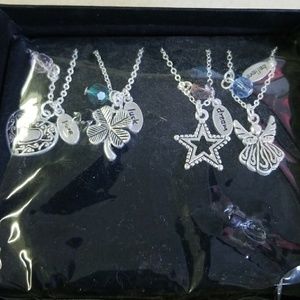 NWT Inspirational Charm Necklace Set