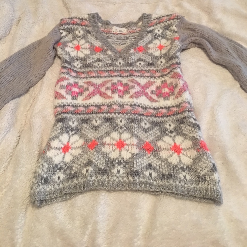 Level Eight Grey/Pink Sweater