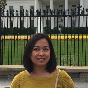 Meet your Posher, Leona