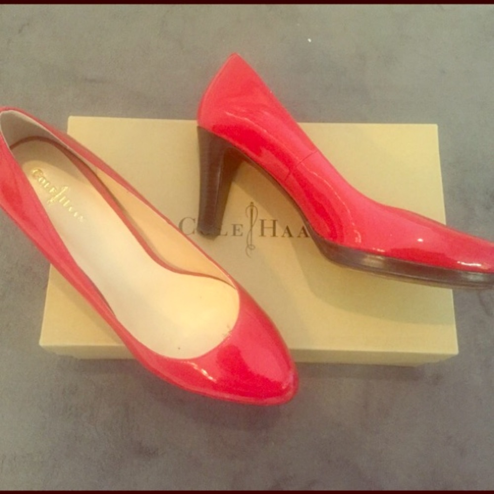 Like new Cole Haan Red 👠 Heels