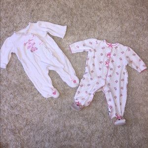 2 pieces bundle. Baby girl sleepers 3M
