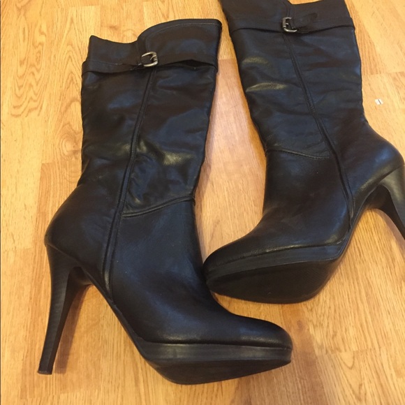 Tall Black Boots - Picture 2 of 8