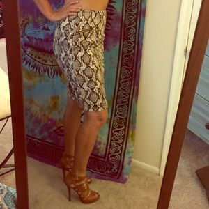 Michael Kors Sexy Snake Skin Skirt!