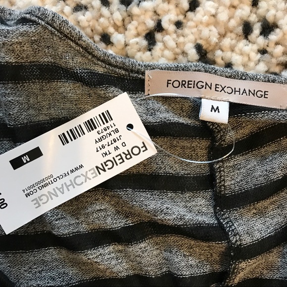 Crop top bundle {2} - Picture 3 of 7