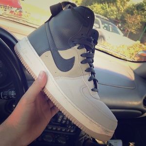 Nike Air Force 1