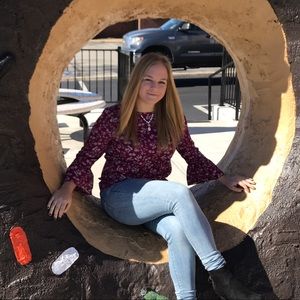 Meet your Posher, Kristen