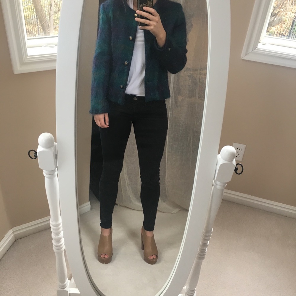 NWOT. ADORABLE Blazer.