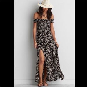 American Eagle || floral maxi dress