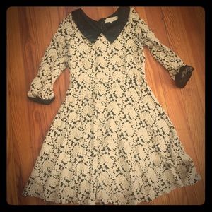 ❄️sale❄️Romantic lace and velvet A’reve dress!