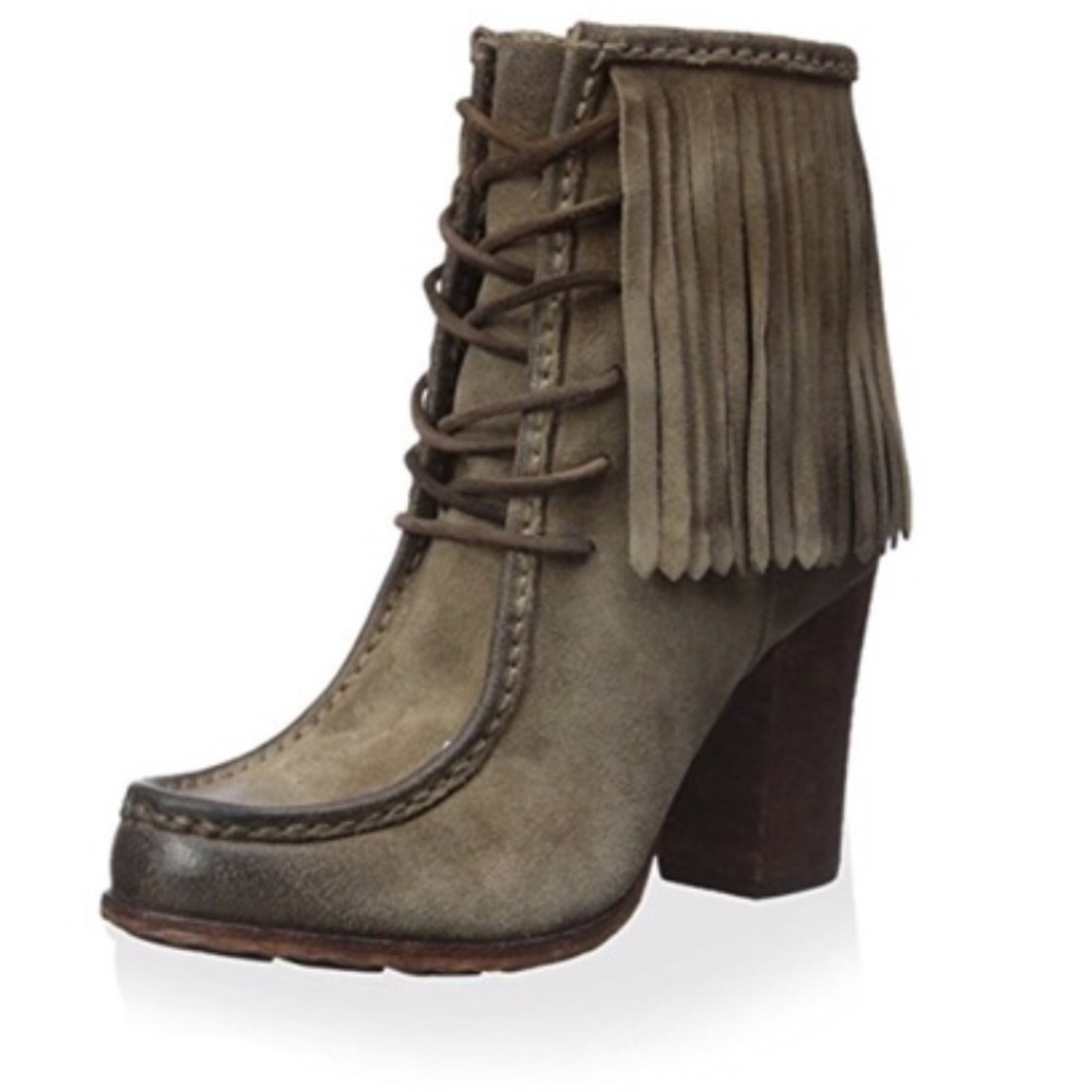 Frye Parker Fringe Boots NEW in Box 7.5