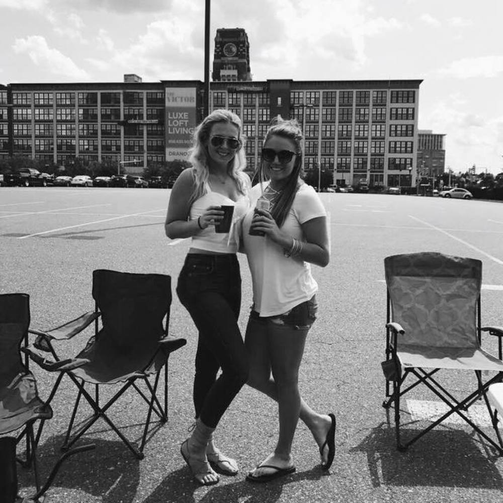 Meet your Posher, Danielle