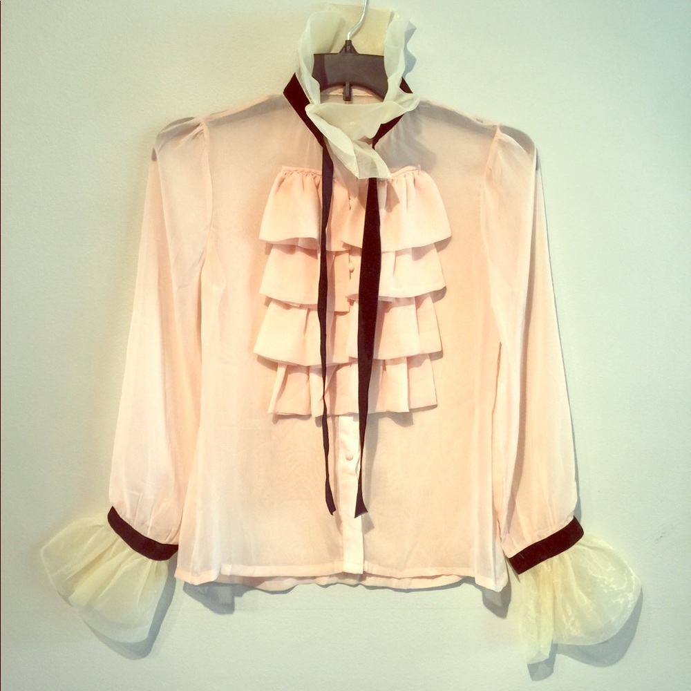 Boutique cream blouse