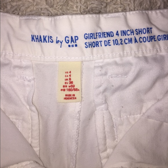 White high waisted shorts - Picture 2 of 2