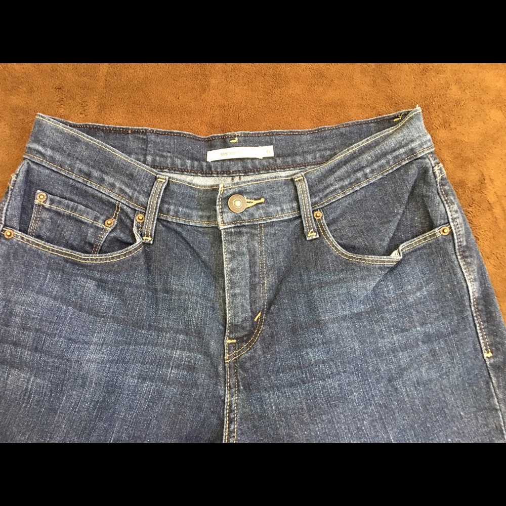 4 Pair Levi Jeans - Picture 2 of 5