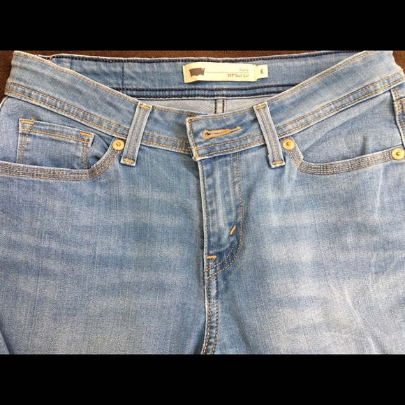 4 Pair Levi Jeans - Picture 5 of 5