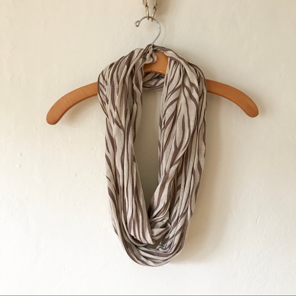 !! Closet Closing !! Infinity Scarf