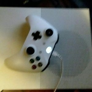 Xbox one with controller