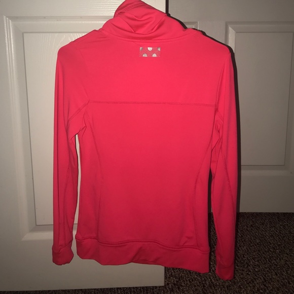 Pink - Picture 4 of 4