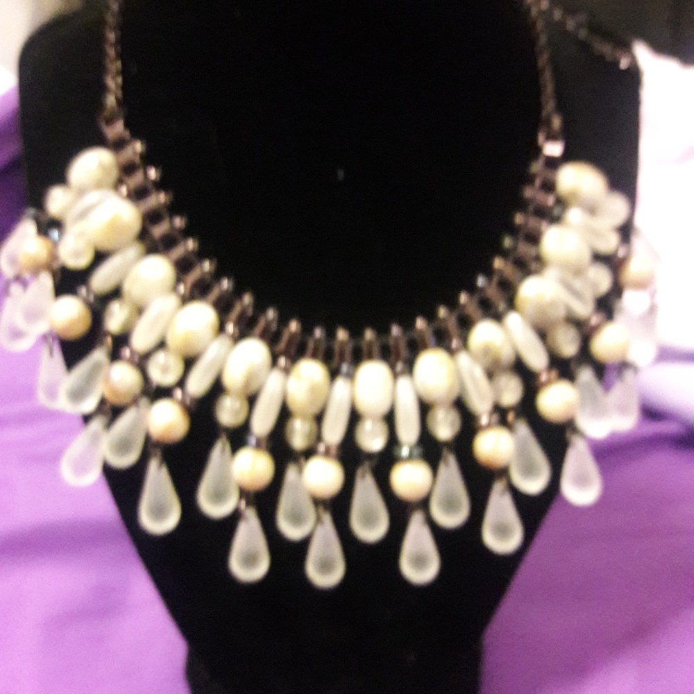 Liz Claiborne circa 1976 shells, beads necklace