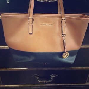 Michael Kors tote