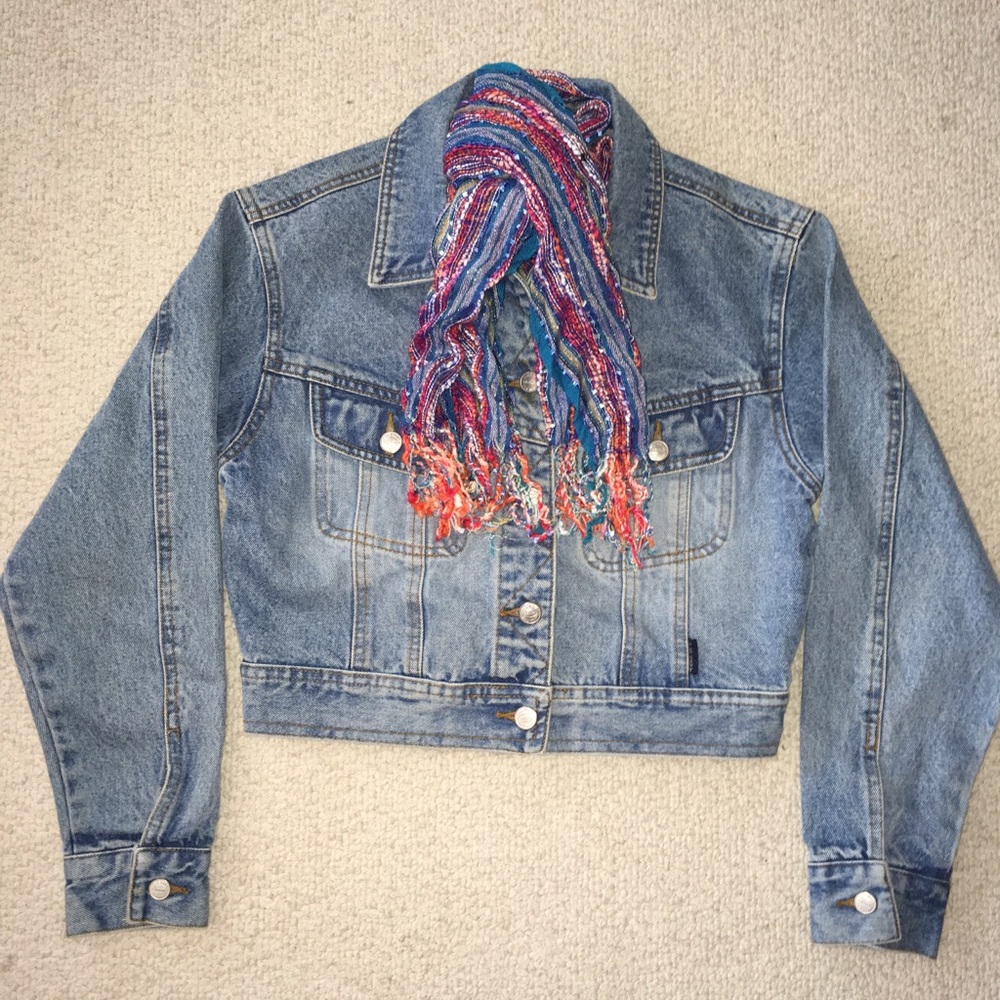🌻OldNavy XS cute denim jacket gently worn once🌻