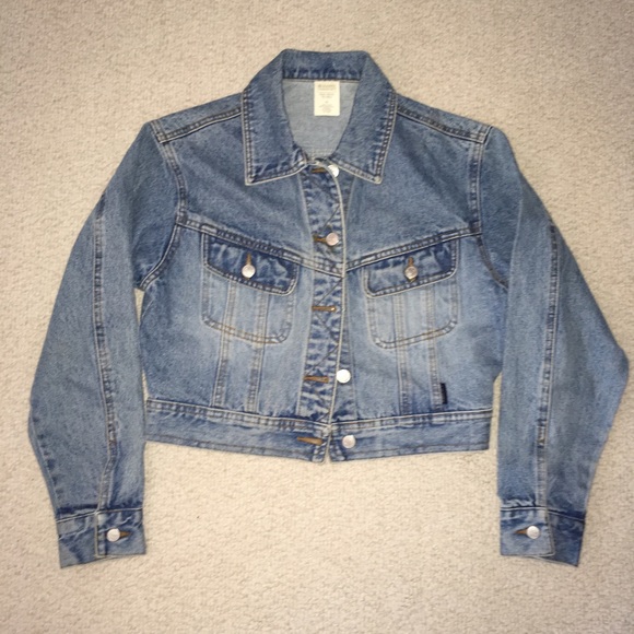 🌻OldNavy XS cute denim jacket gently worn once🌻 - Picture 3 of 7