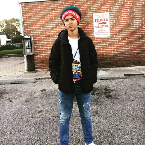 Meet your Posher, Travis - Picture 1 of 1