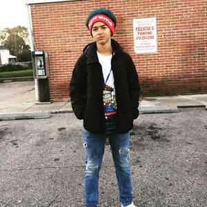 Meet your Posher, Travis