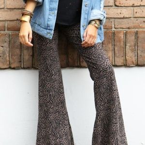 Mamie Ruth Cougar Bell Bottoms NWT