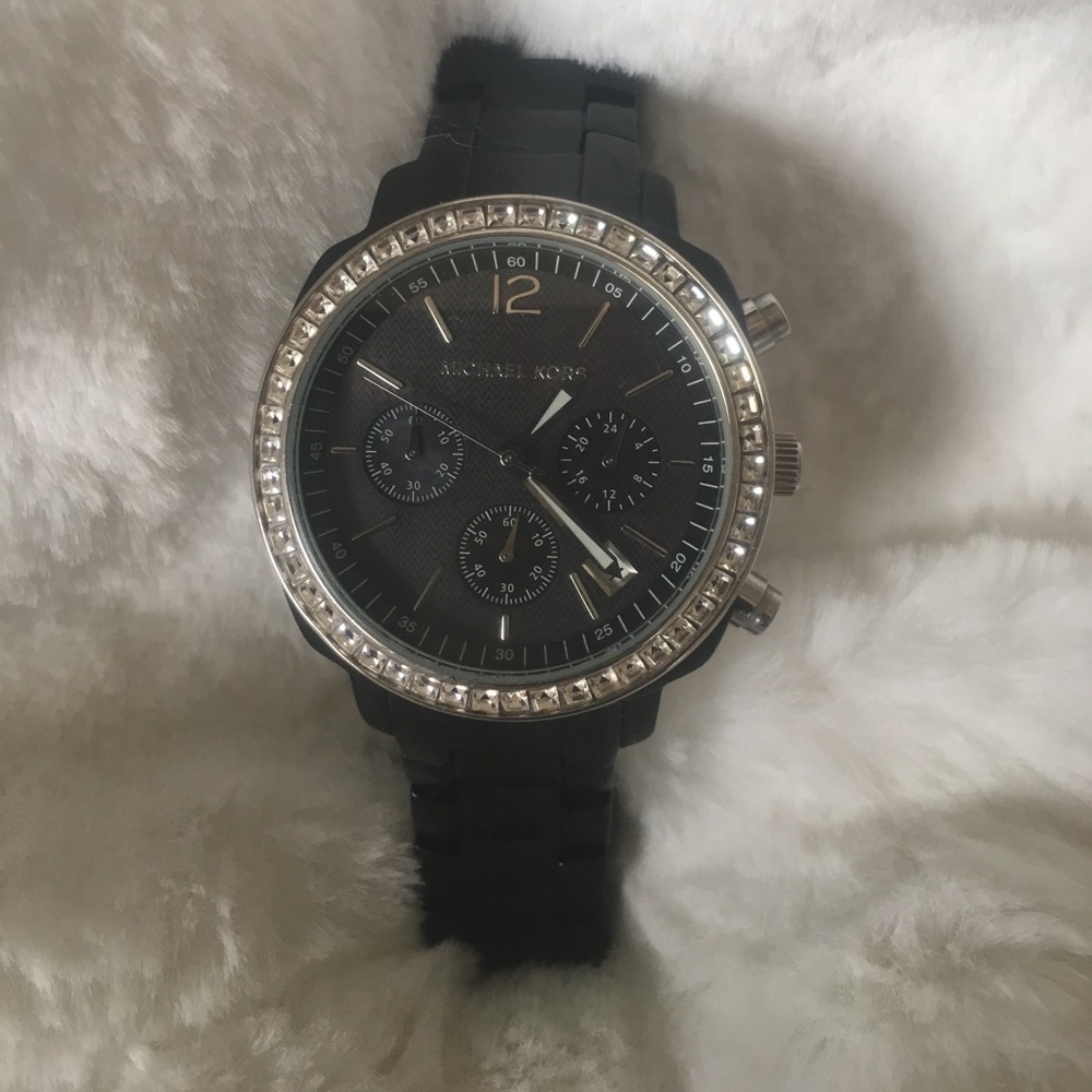 Beautiful Michael Kors Mother of pearl face watch
