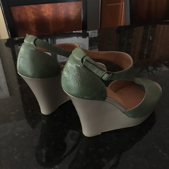 Forrest Green Wedges - Picture 3 of 3