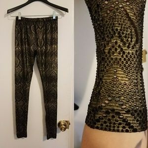 Awesome gold and black heart leggings