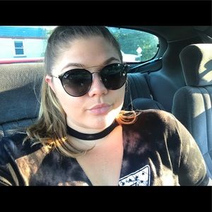 Meet your Posher, Tiffany