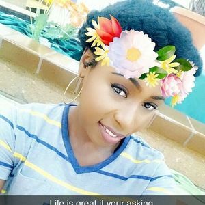 Meet your Posher, Kayli