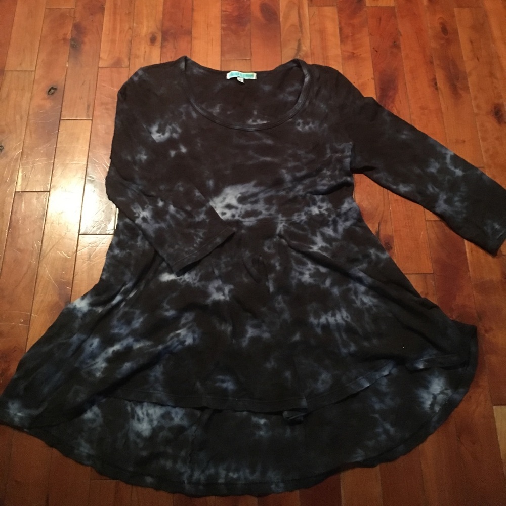 Silver  Charm 3/4 sleeve shirt