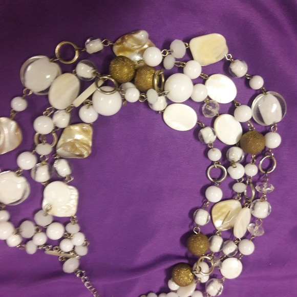 Shells, beads & stones necklace - Picture 2 of 6