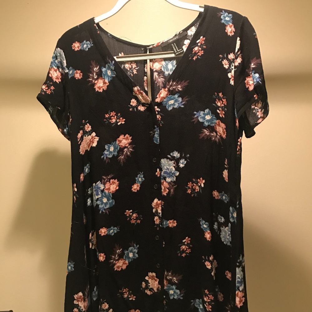 Forever 21 Floral blouse