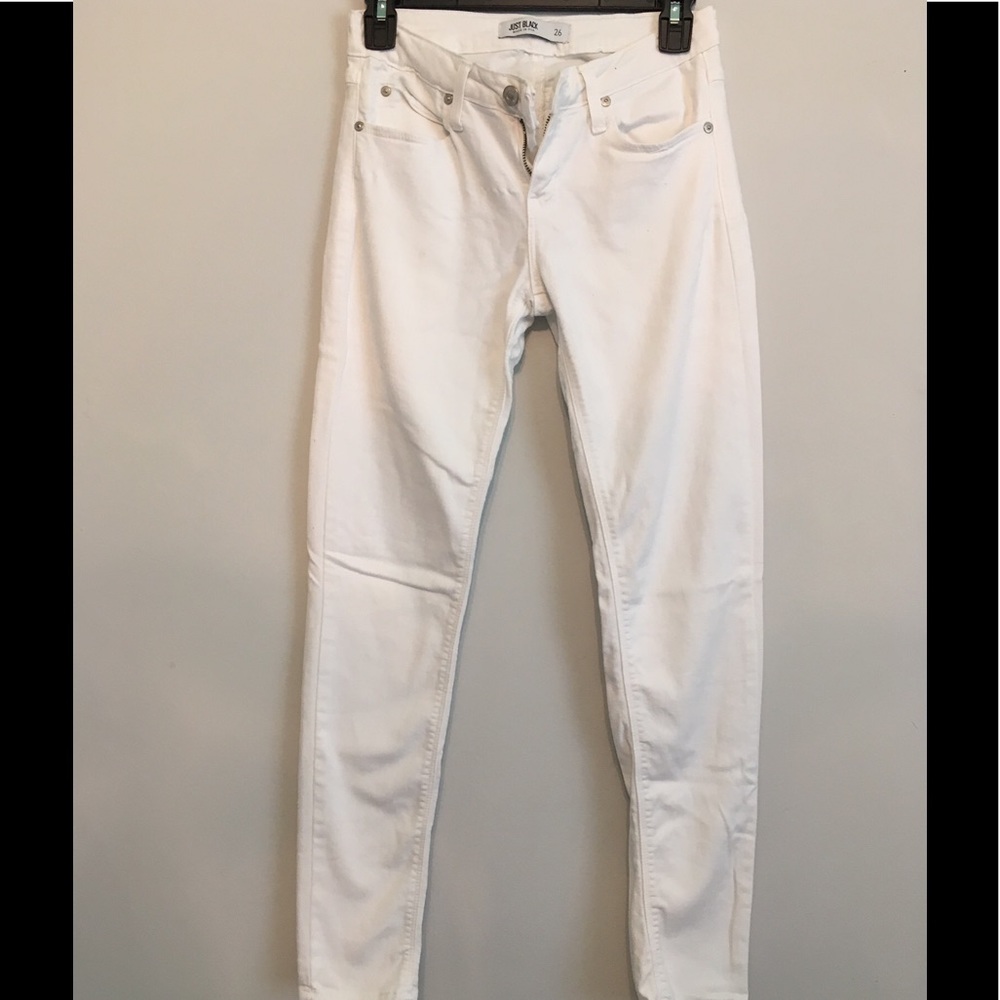 JUST BLACK White Jeans