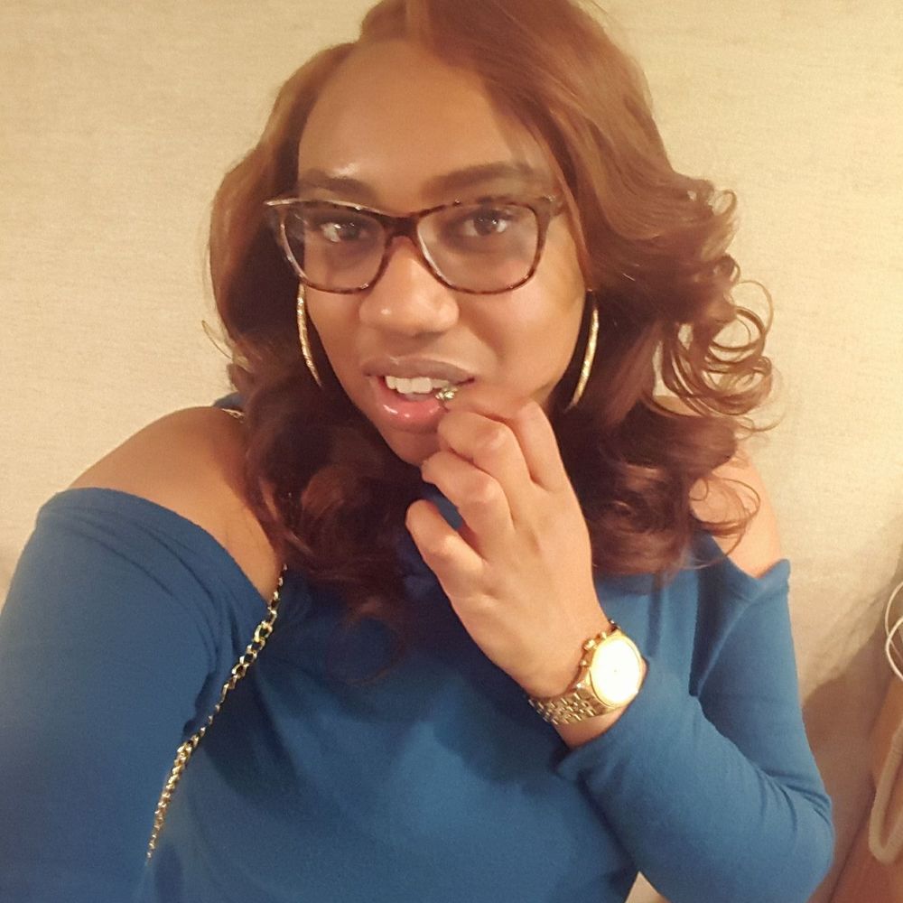 Meet your Posher, Camille