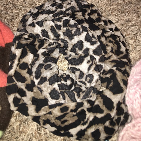 Scarfs.! - Picture 3 of 5