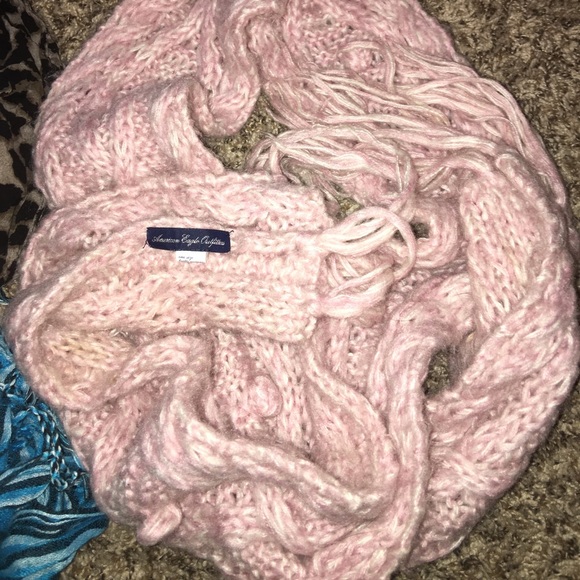 Scarfs.! - Picture 4 of 5