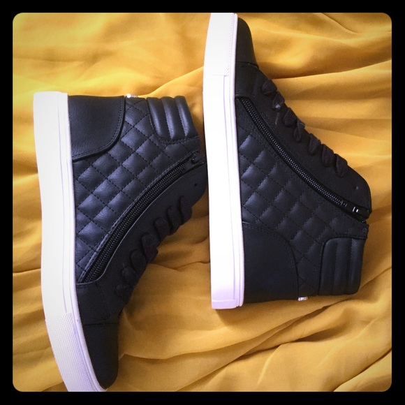 Steve Madden Shoes - Steve Madden Demorah High Top Sneaker -  NWOB
