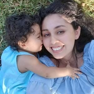 Meet your Posher, Alejandra