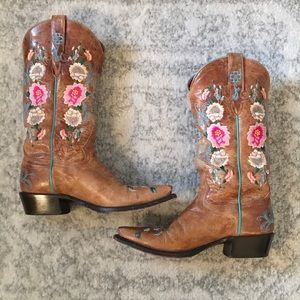 🌸Macie Bean Floral Boots🌸size 7B