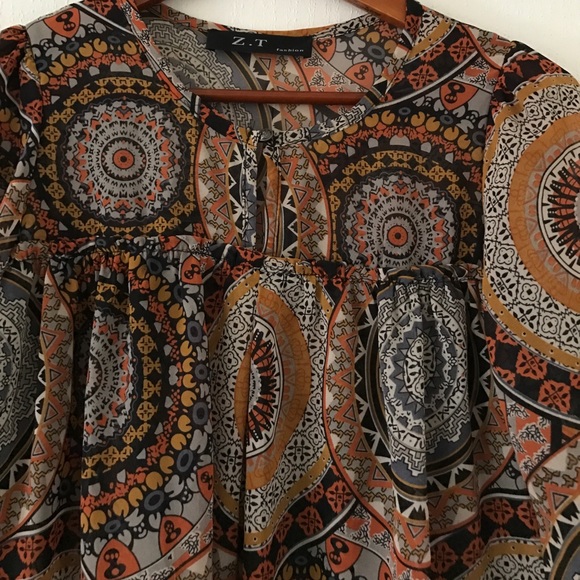 Top - Picture 3 of 3